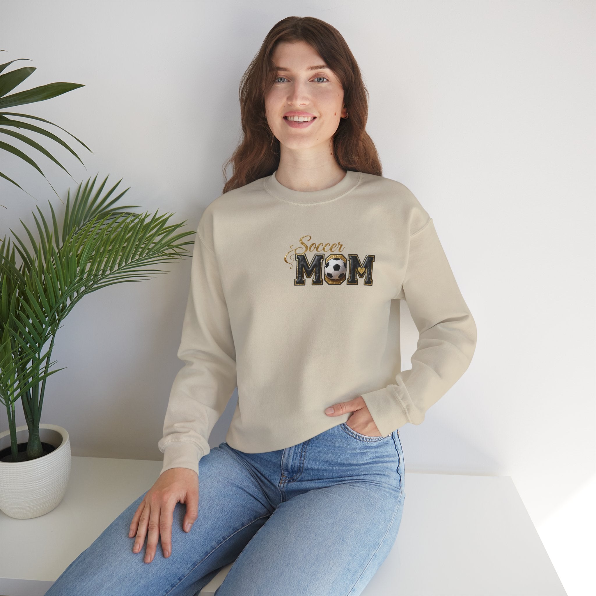 SOCCER MOM Unisex Heavy Blend™ Crewneck Sweatshirt