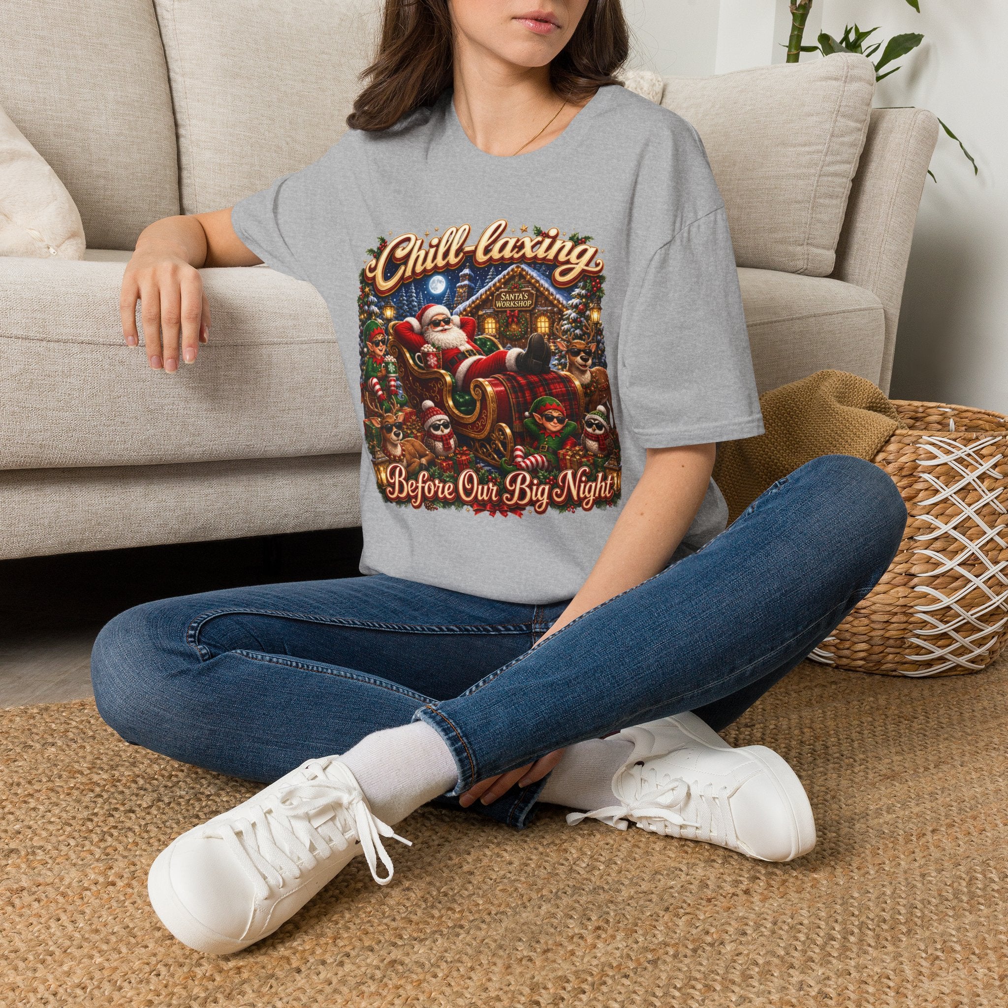 JUST CHILLIN SANTA Unisex Softstyle T-Shirt