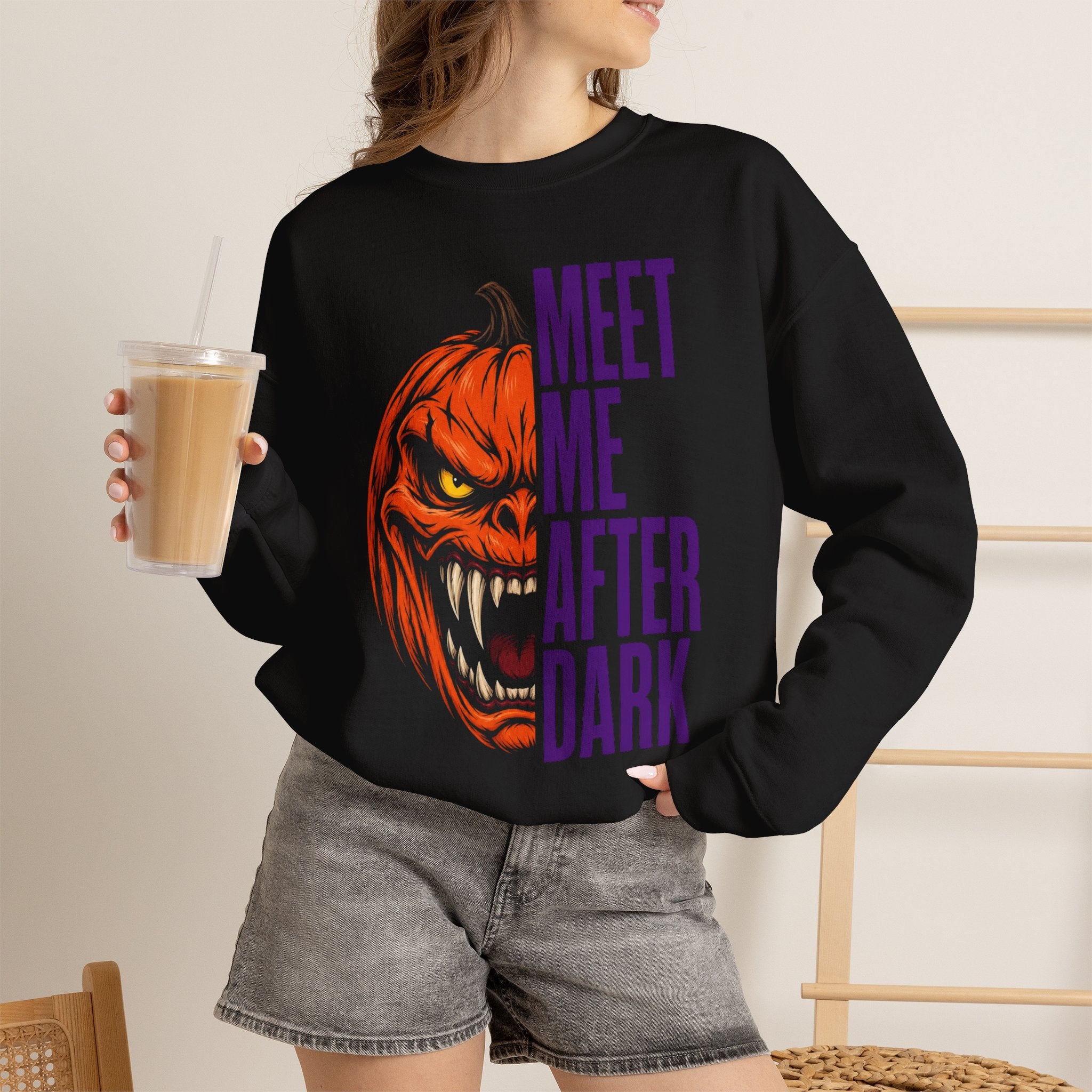 MEET ME AFTER DARK Sweatshirt