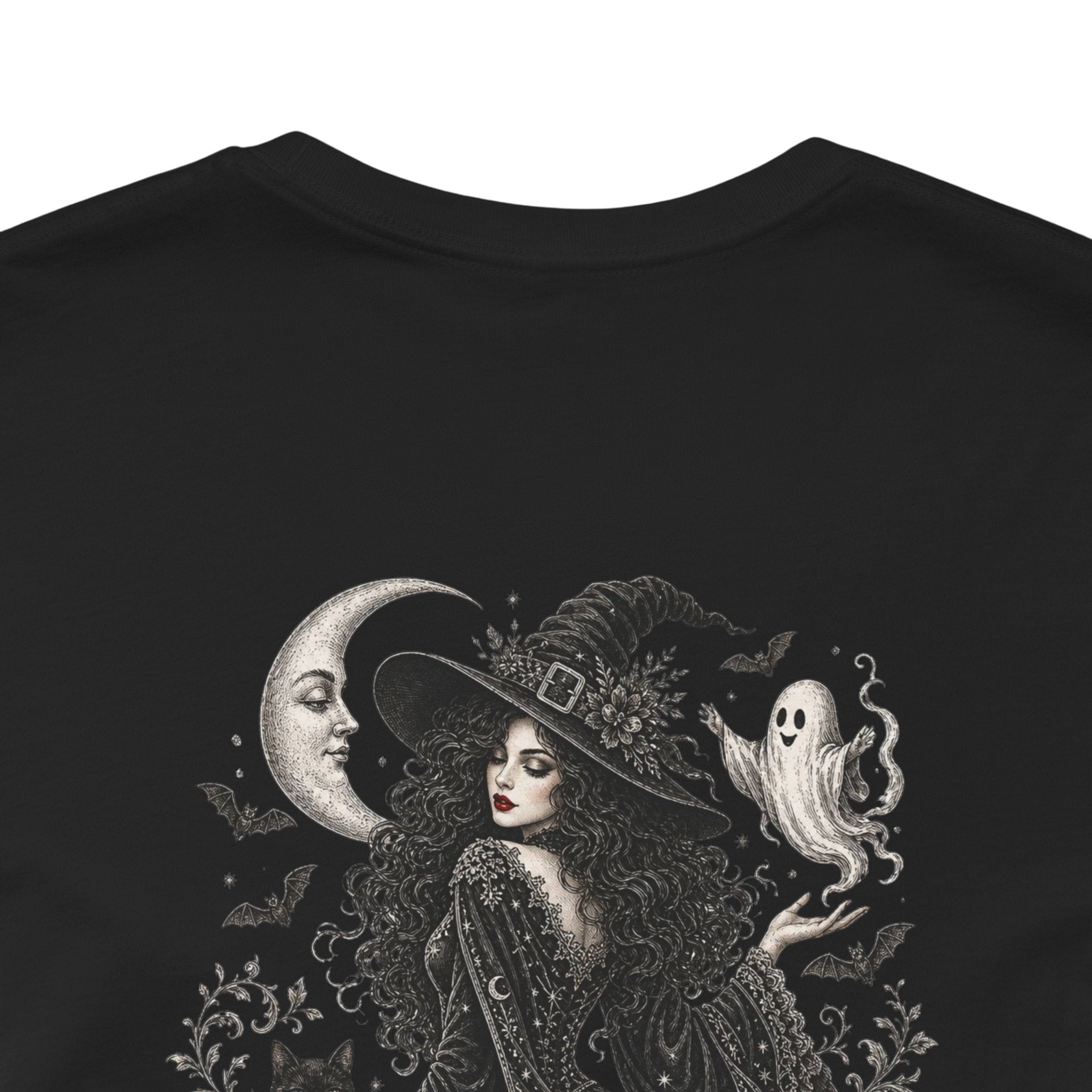 VINTAGE STYLE WITCH Short Sleeve Tee