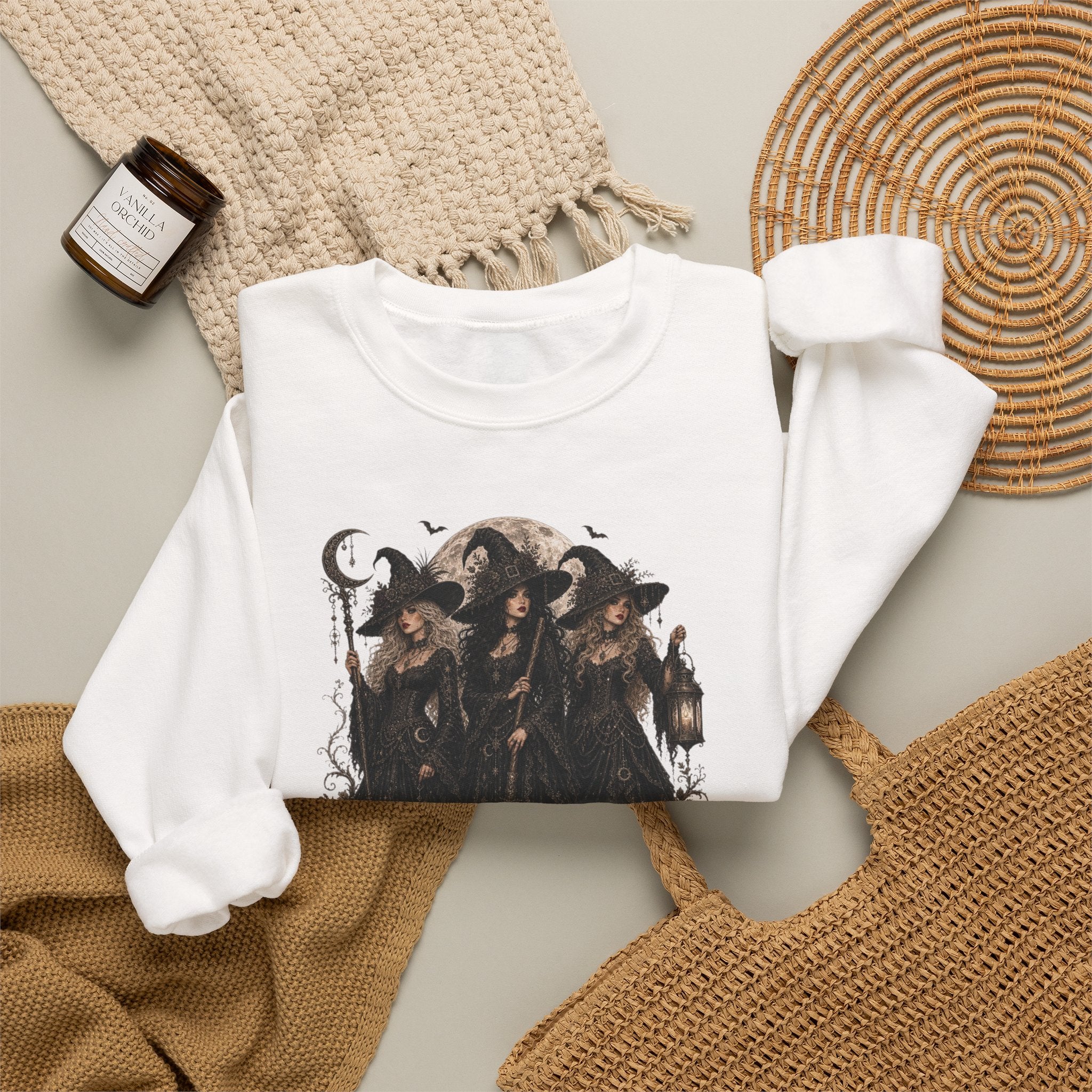 VINTAGE HALLOWEEN WITCHES Crewneck Sweatshirt