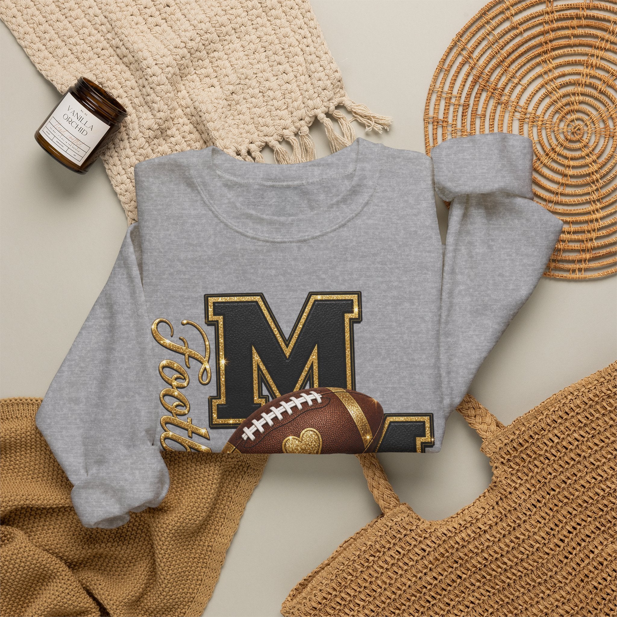 FOOTBALL MOM Heavy Blend™ Crewneck Sweatshirt