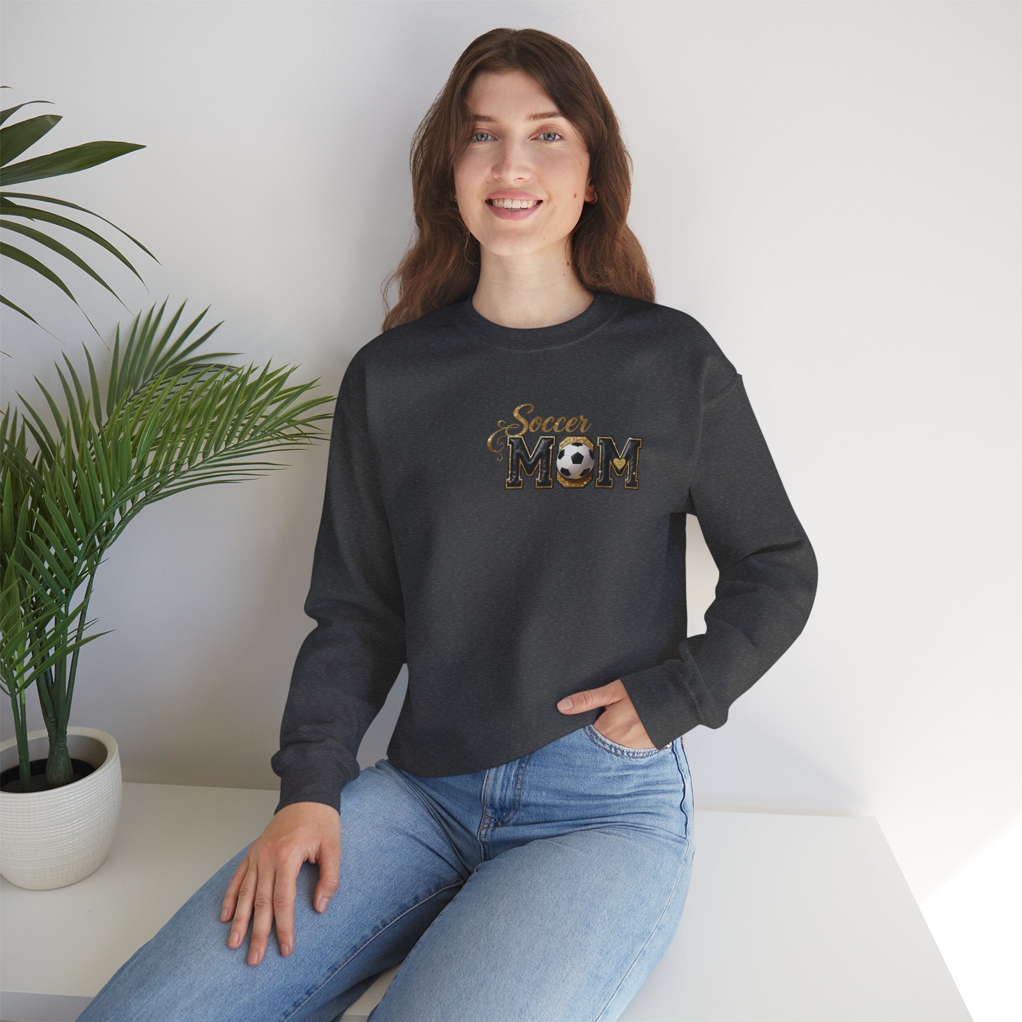 SOCCER MOM Unisex Heavy Blend™ Crewneck Sweatshirt